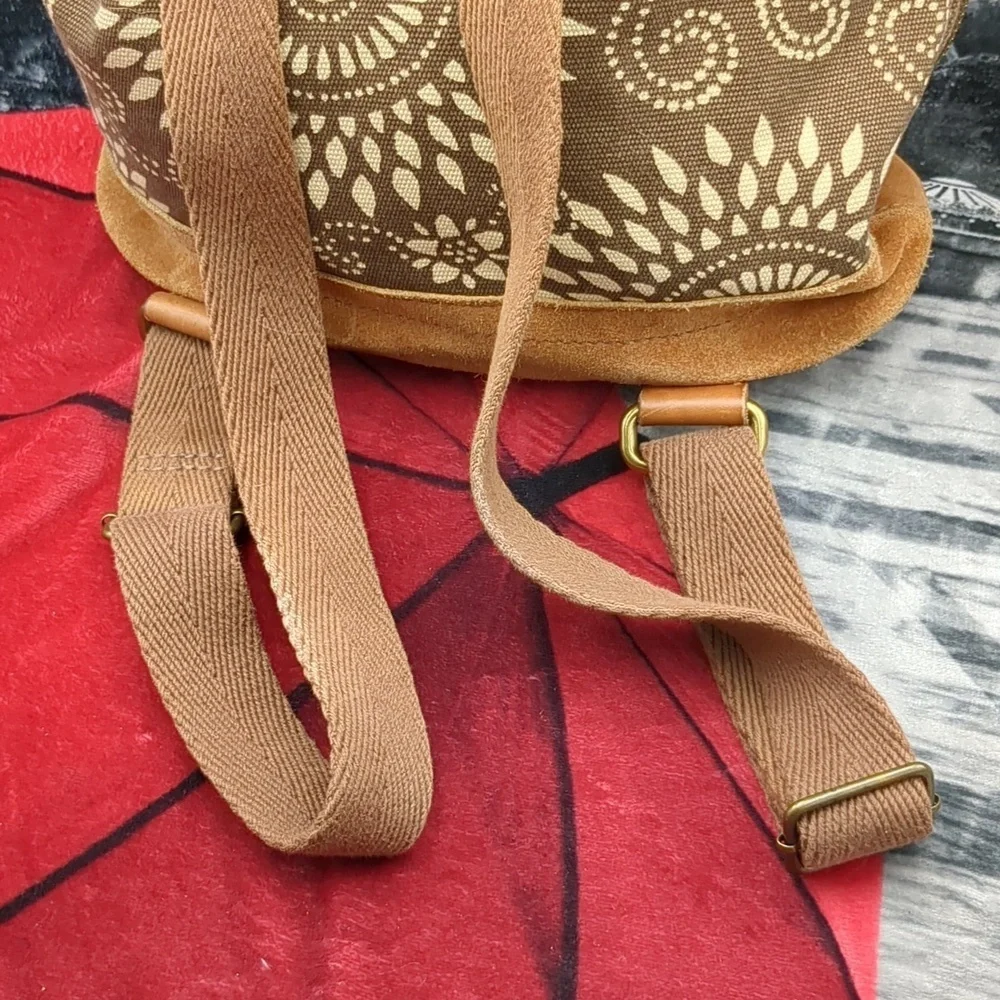 Lucky brand drawstring backpack